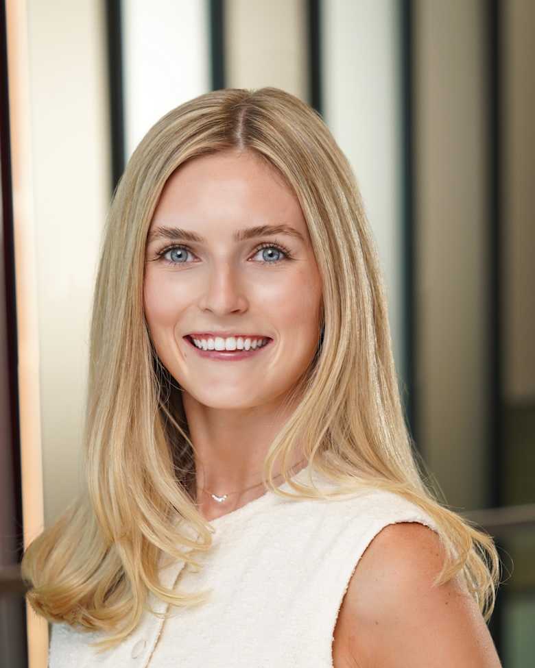 Portrait of Kendall Kerr, Senior Associate at JLL in Houston