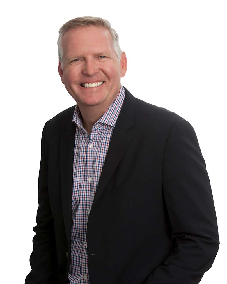 Portrait of Joe Smurdon, Executive Managing Director at JLL in Seattle