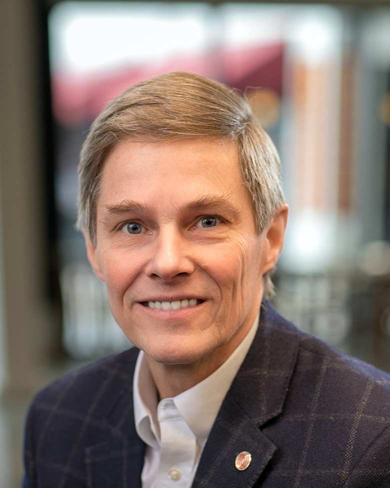 Portrait of Rusty Myers, Managing Director, Brokerage at JLL in Cincinnati