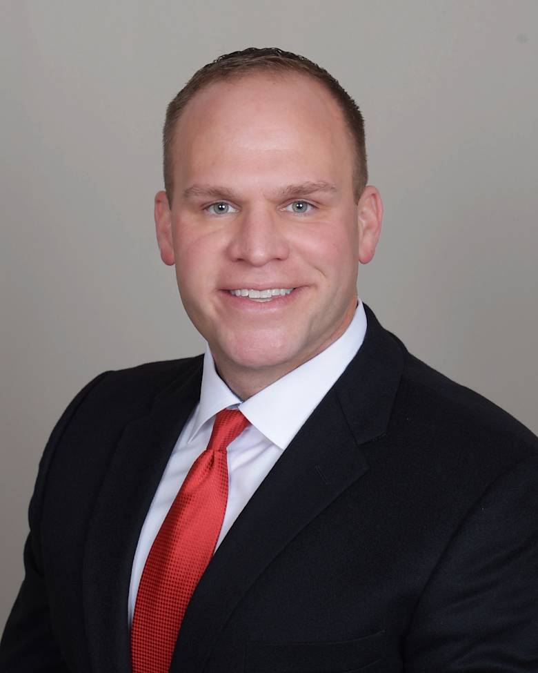 Portrait of Jake Ehrenberg, Managing Director at JLL in Chicago