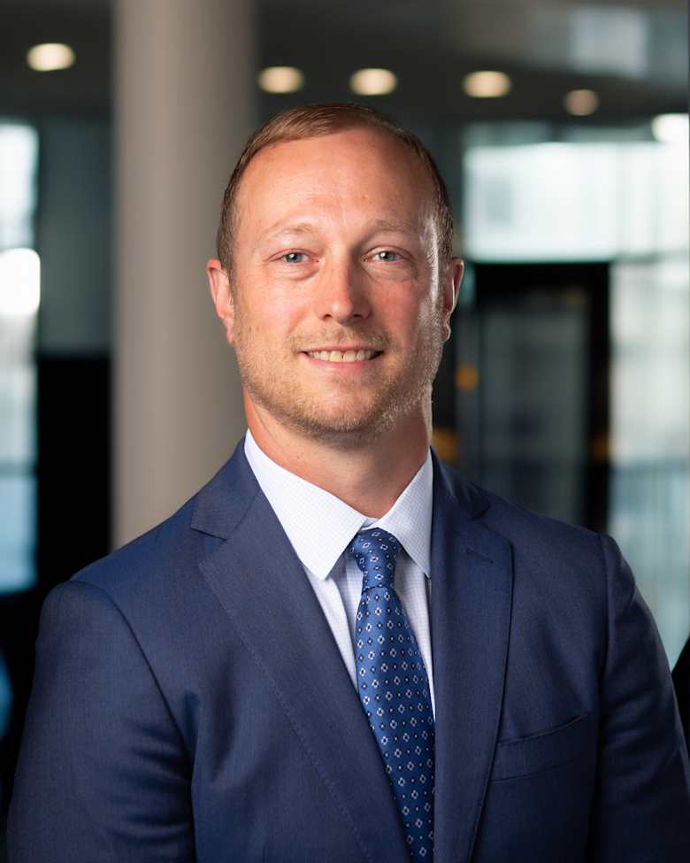 Portrait of Brent Karkula, Managing Director - Practice Lead at JLL in Minneapolis