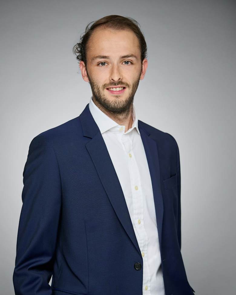 Portrait of Victor Ockerman, Consultant, Industrial Agency at JLL in Brussels