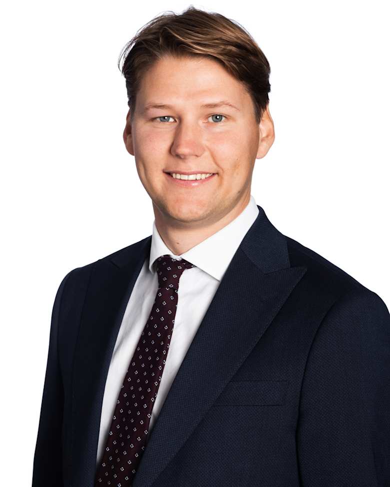 Portrait of Lukas Theander, Director, Capital Markets at JLL in Stockholm
