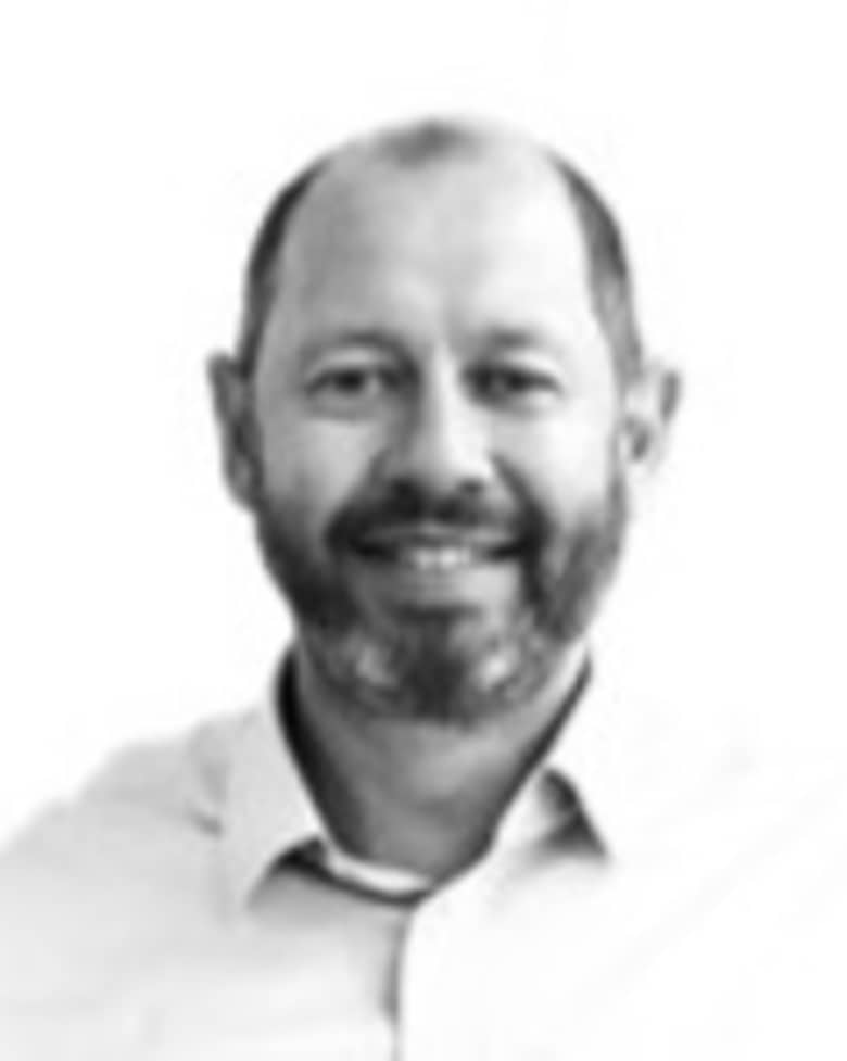 Portrait of Neil Glendinning, Transformation Senior Director - Property & Asset Management at JLL in London