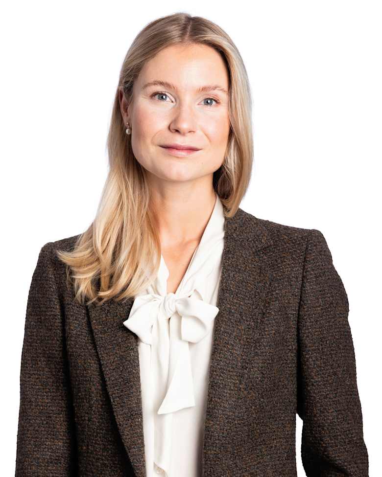 Portrait of Hilda Stensson, Senior Associate, Capital Markets at JLL in Stockholm