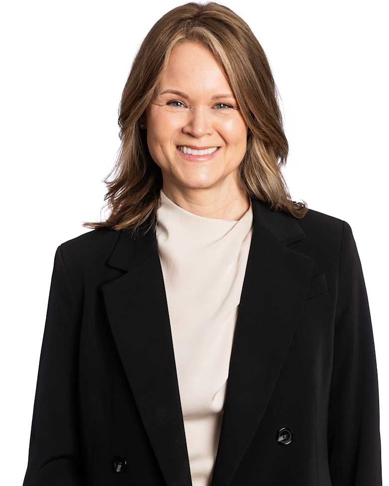 Portrait of Henrietta Cedergren, Senior Director, Project and Development Services at JLL in Stockholm