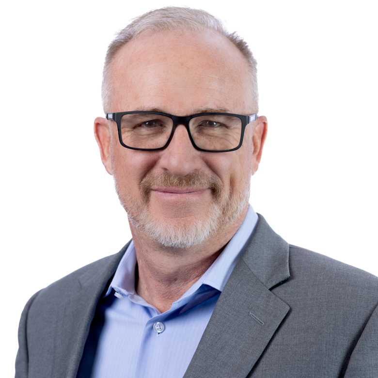 Portrait of Jason Schmidt, Managing Director, Capital Markets at JLL in Denver