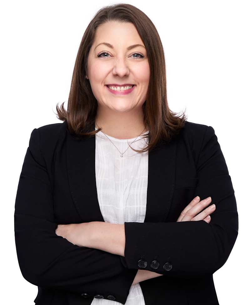 Portrait of McKenna Hartman, Associate Broker at JLL in Bellevue