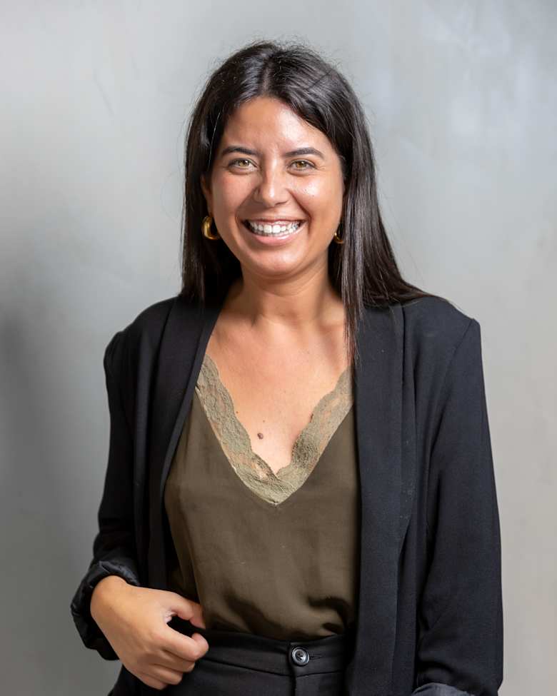 Portrait of Beatriz Pedro, Office Consultant at JLL in Lisbon
