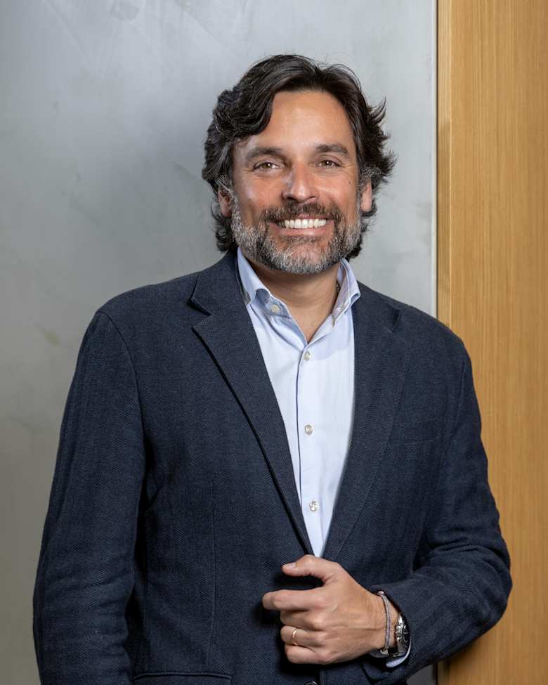 Portrait of Carlos Cardoso