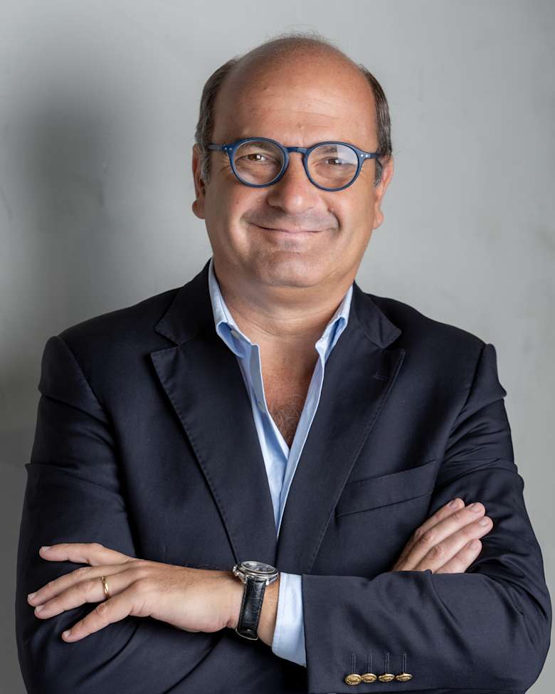 Portrait of Goncalo Valente, Head of Business Development at JLL in Lisbon