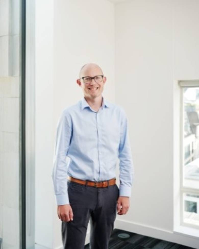 Portrait of Daniel Walmsley, Senior Director - Prime Central London Residential - Value and Risk Advisory at JLL in London