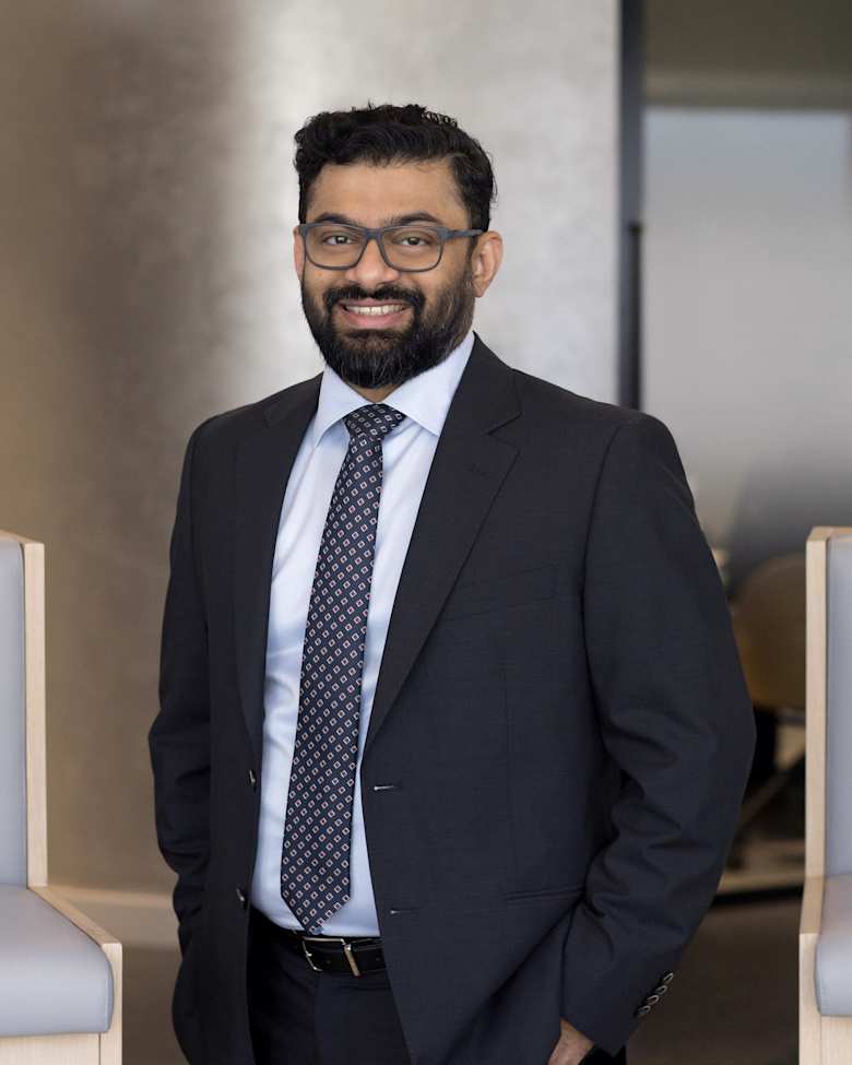 Portrait of Vivek Bhavsar, Director, Consulting at JLL in Dubai