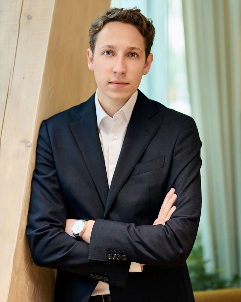 Portrait of Charles De Becker, Investment Advisor, Capital Markets Belux at JLL in Bertrange