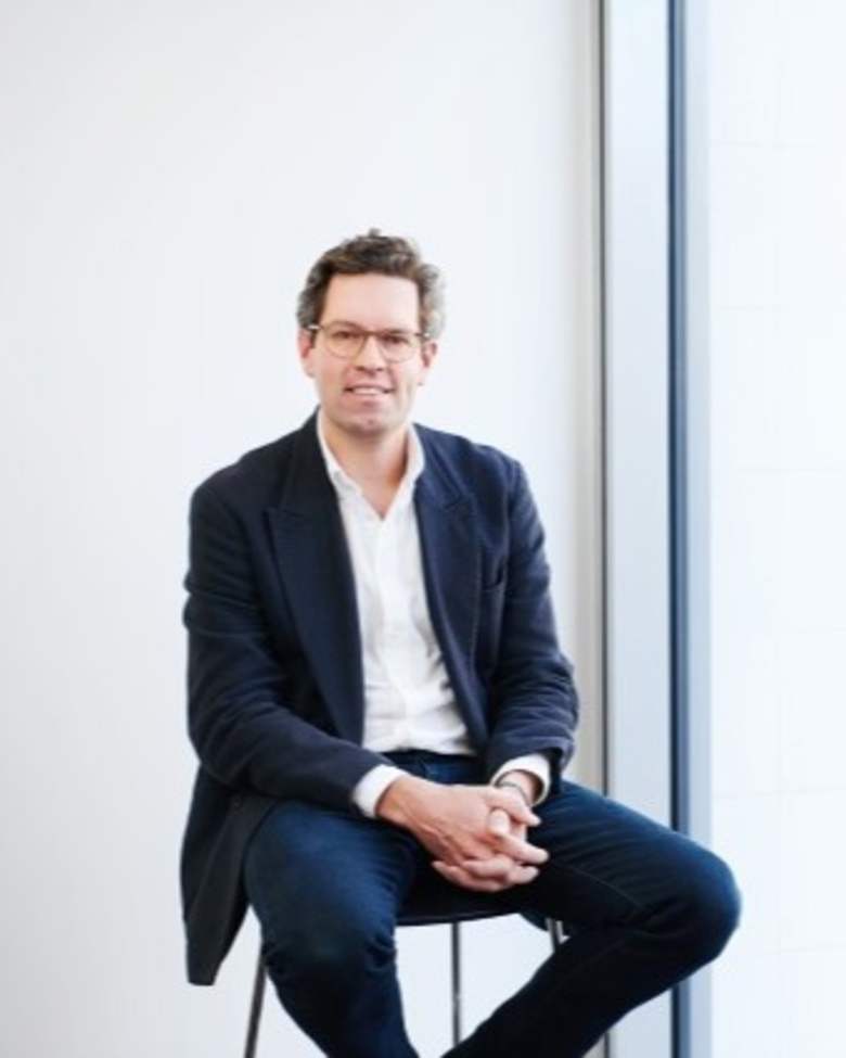 Portrait of Stuart Austin, Head of South East Office Markets at JLL in London