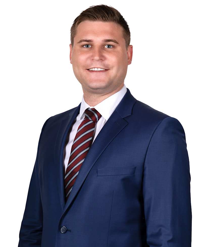 Portrait of Yoann Pohu, Directeur Agence Bureaux Aix - Marseille at JLL in Marseille
