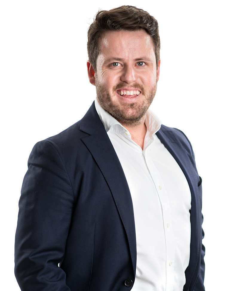 Portrait of Ned Morrison, Director Tenant Representation France at JLL in Paris