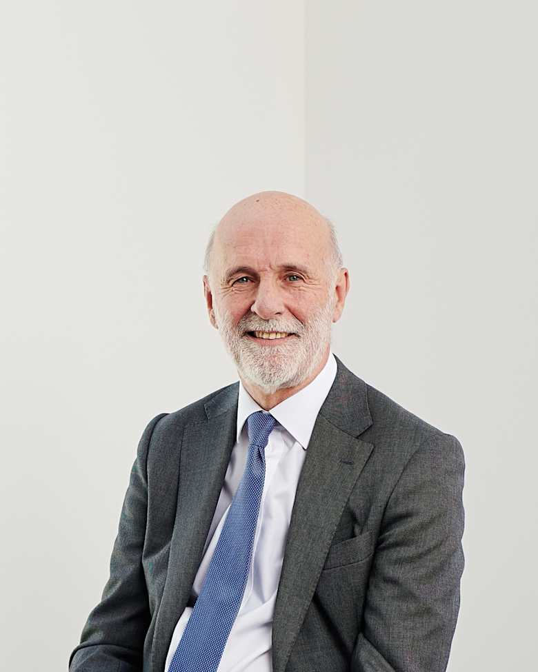 Portrait of Geoffrey Pentecost, Director – Lease Advisory at JLL in London