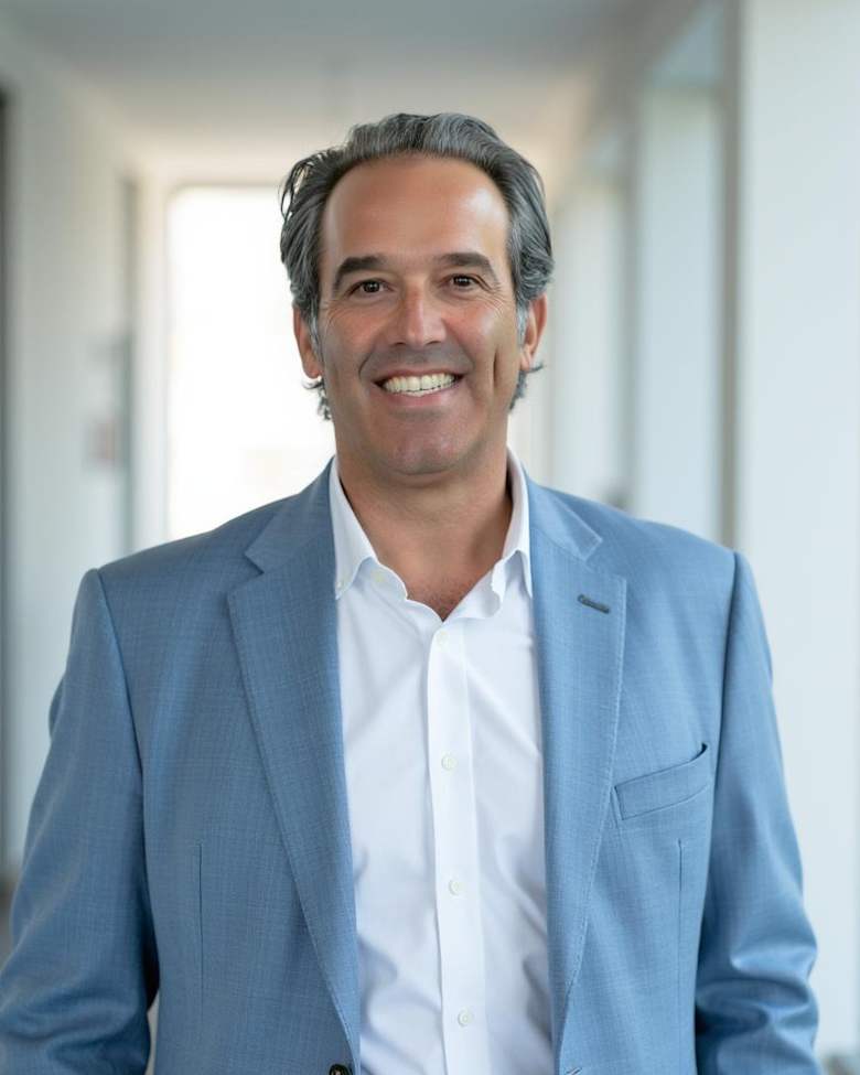 Portrait of Alex Hammerstein, Managing Director at JLL in Denver