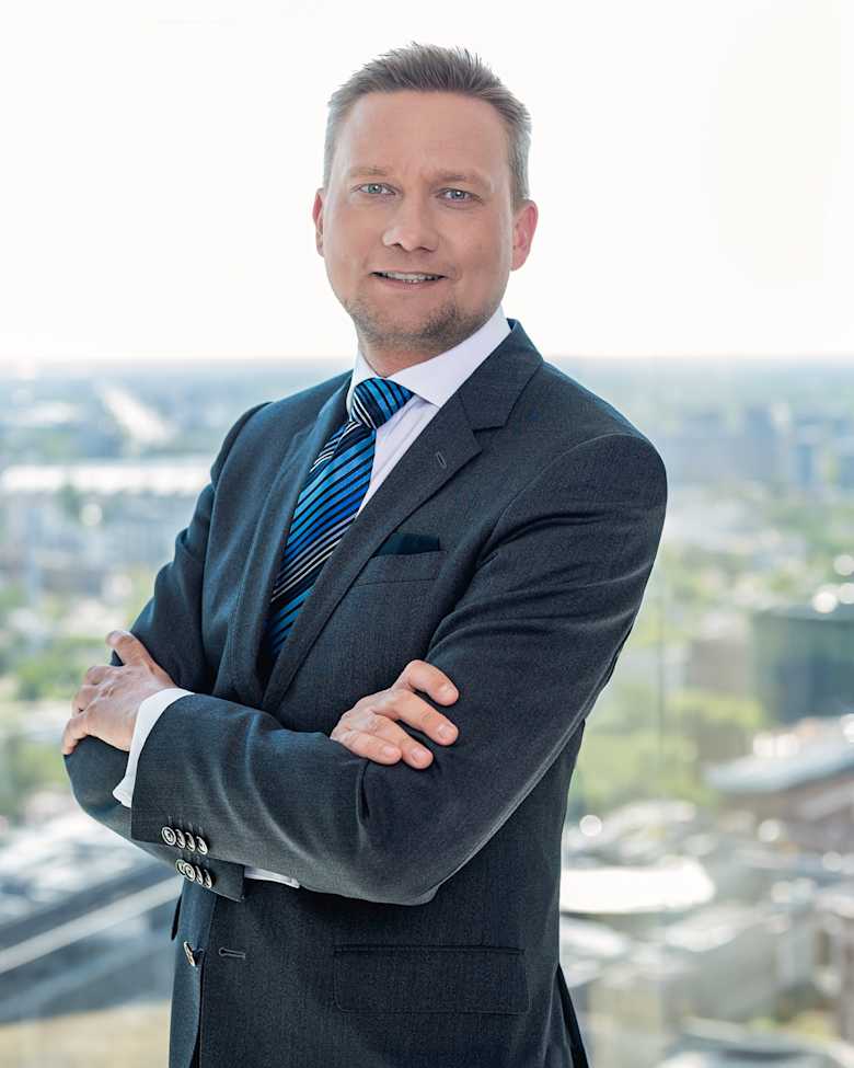 Portrait of Michał Lis, Senior Director, Office Leasing - Regional Markets at JLL in Warsaw