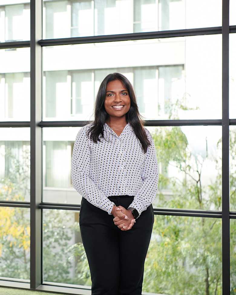 Portrait of Thanu San, Director - Residential Agency Accounts at JLL in London