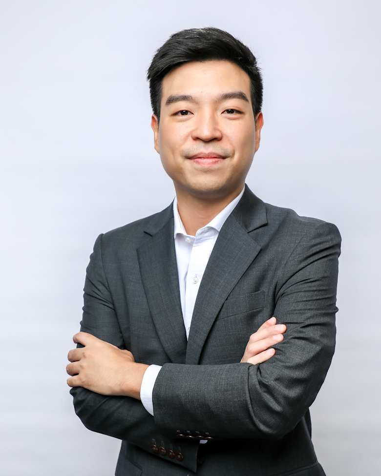 Portrait of Anawin Chiamprasert, Head of Research & Consultancy, Thailand at JLL in Bangkok