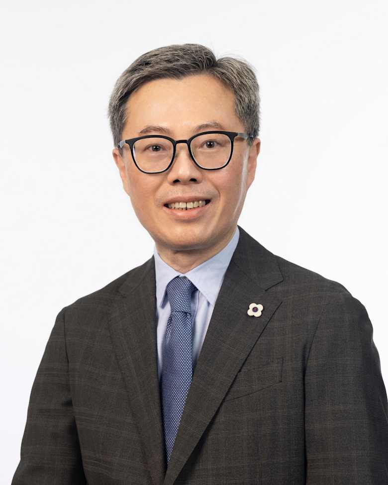 Portrait of Joseph Tsang (曾煥平), Chairman, Hong Kong at JLL in Hong Kong