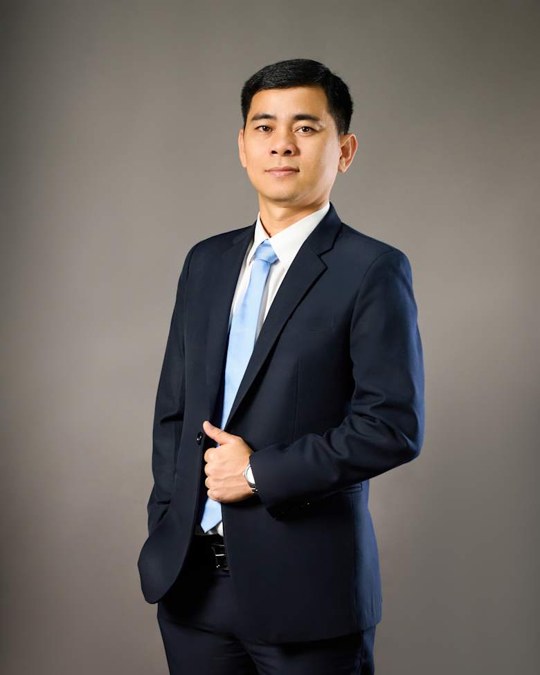 Portrait of Phuoc Vo, Head of Value and Risk Advisory, Vietnam at JLL in Ho Chi Minh