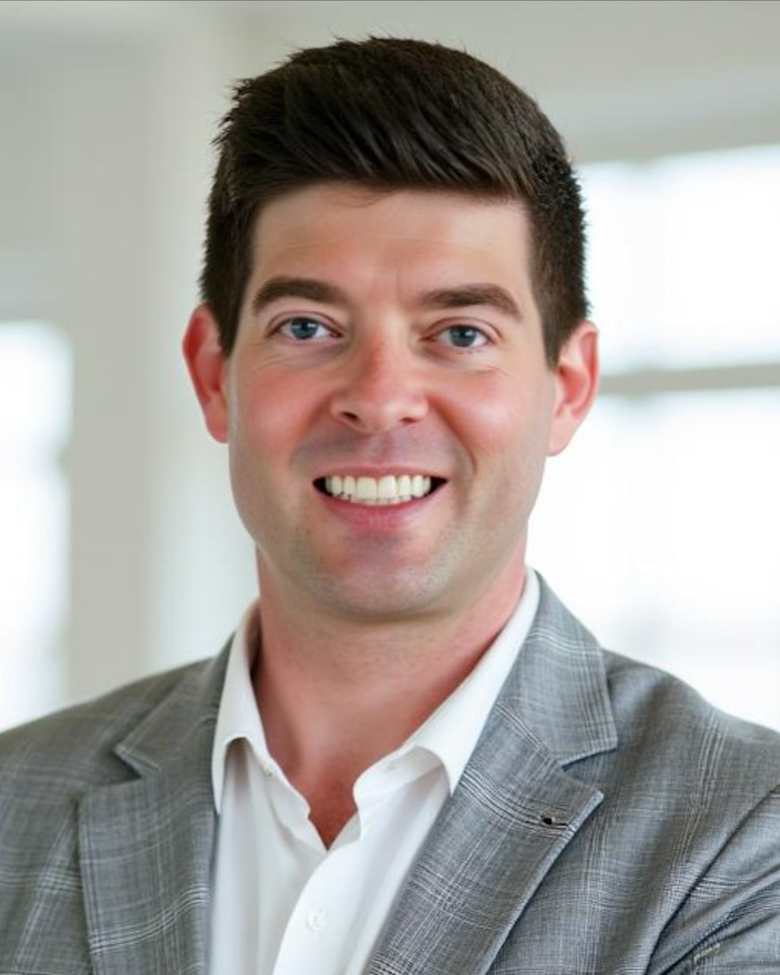 Portrait of Jameson Muth, Senior Director, Transaction Management, Work Dynamics, Asia Pacific at JLL in Singapore