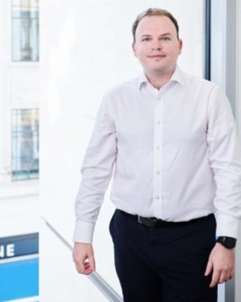Portrait of Robert Faulkner, Director - Affordable Housing - Value and Risk Advisory at JLL in London