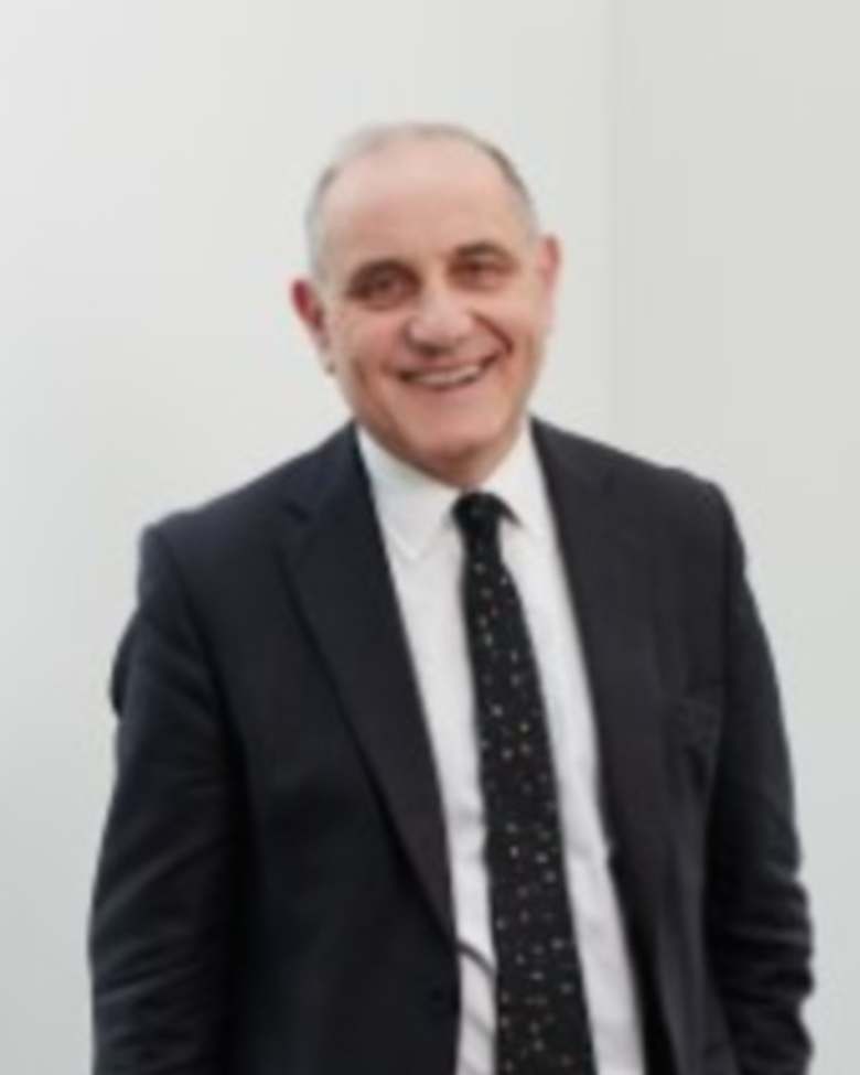 Portrait of Charles Pinchbeck, Director - Capital Markets at JLL in London