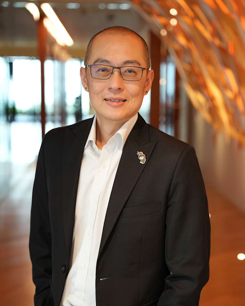 Portrait of Yangliang Chua, Head of Research and Consultancy, Southeast Asia at JLL in Singapore