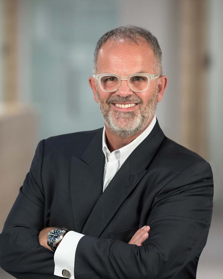 Portrait of Damien Mills, Executive Vice President at JLL in Calgary