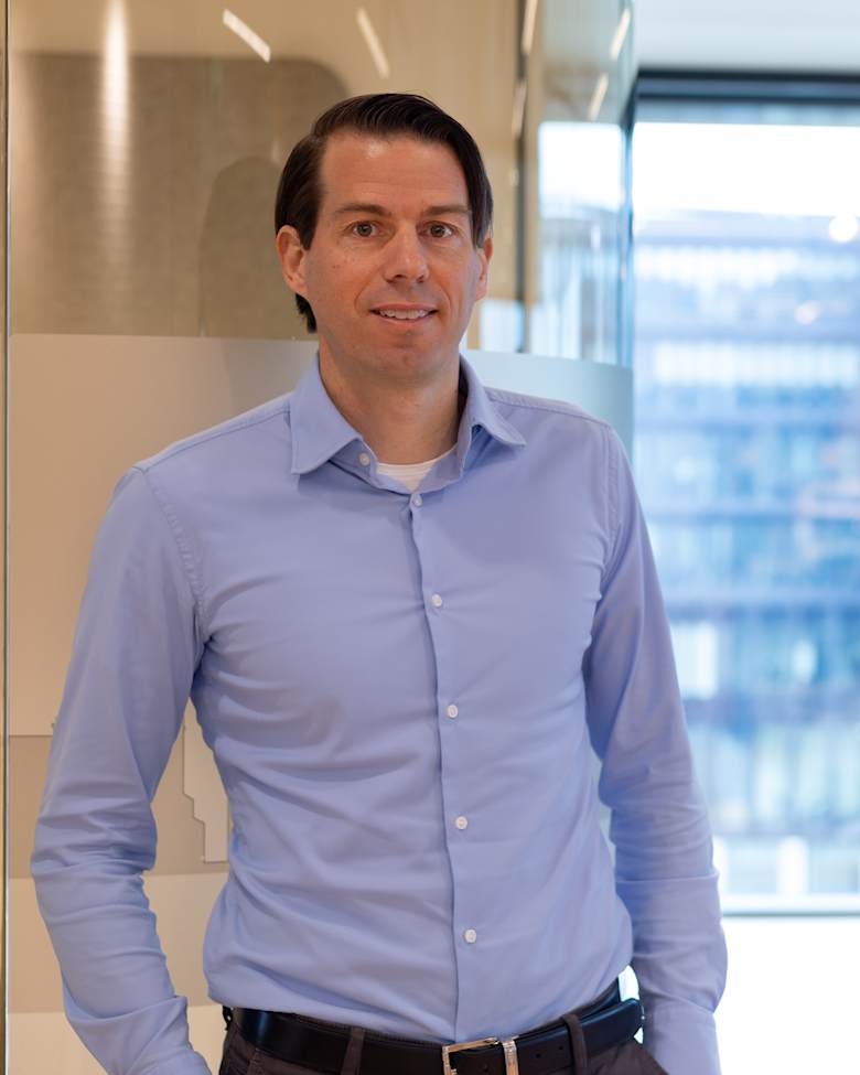 Portrait of Justin Stortelers, EMEA Investor Services Lead - Industrial & Logistics Valuations at JLL in Amsterdam