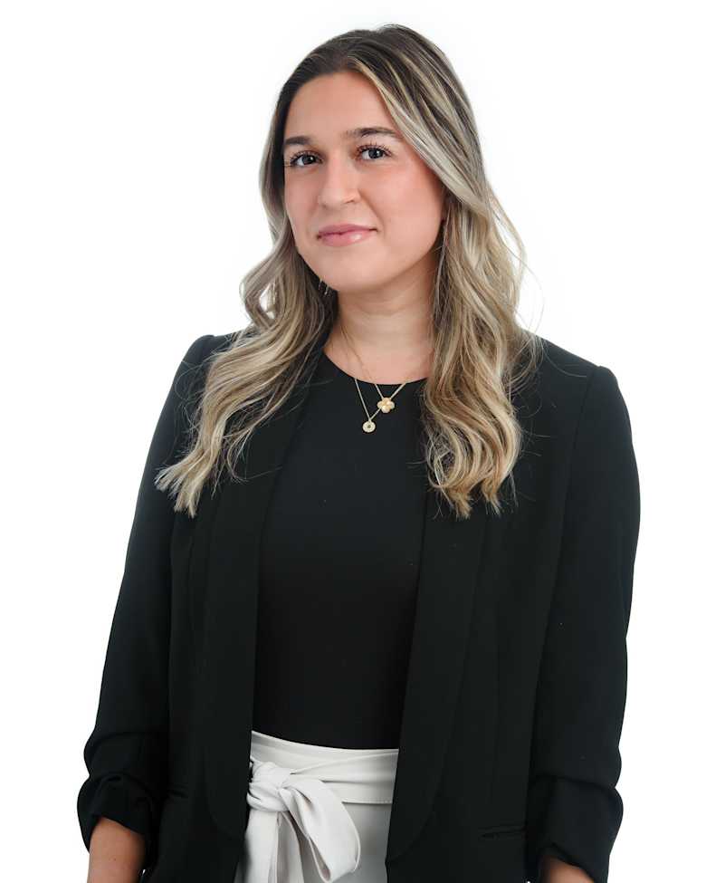 Portrait of Alexandra Sanoulis, Senior Associate, Retail Brokerage at JLL in New York