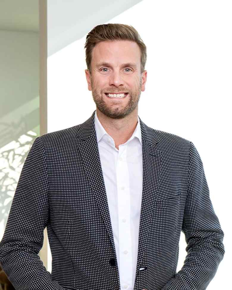 Portrait of Sean Cline, Vice-président principal, Représentation des locataires at JLL in Toronto