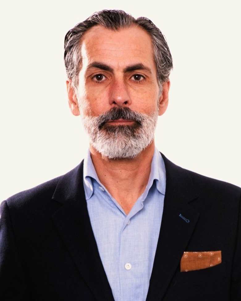 Portrait of Zé Figueirinhas, Managing Director, Brokerage at JLL in Menlo Park
