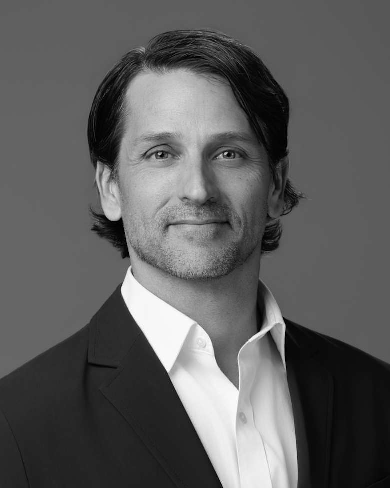Portrait of Tucker Brooks, Director, Capital Markets at JLL in Jacksonville