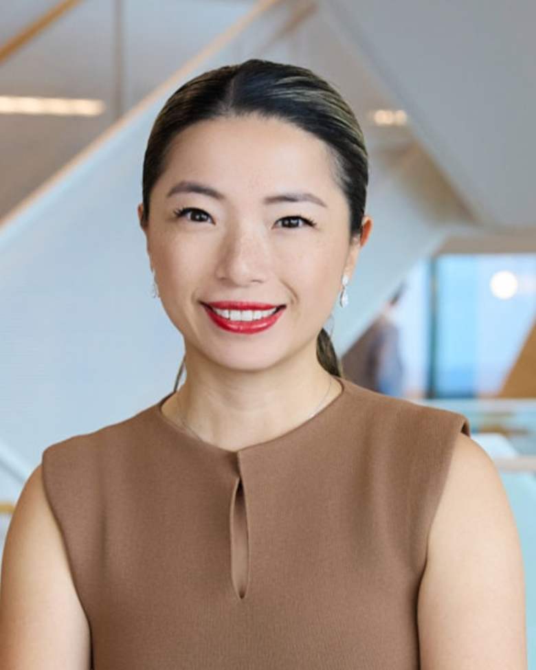 Portrait of Linda Ko, Senior Director - Office Leasing, NSW at JLL in Sydney