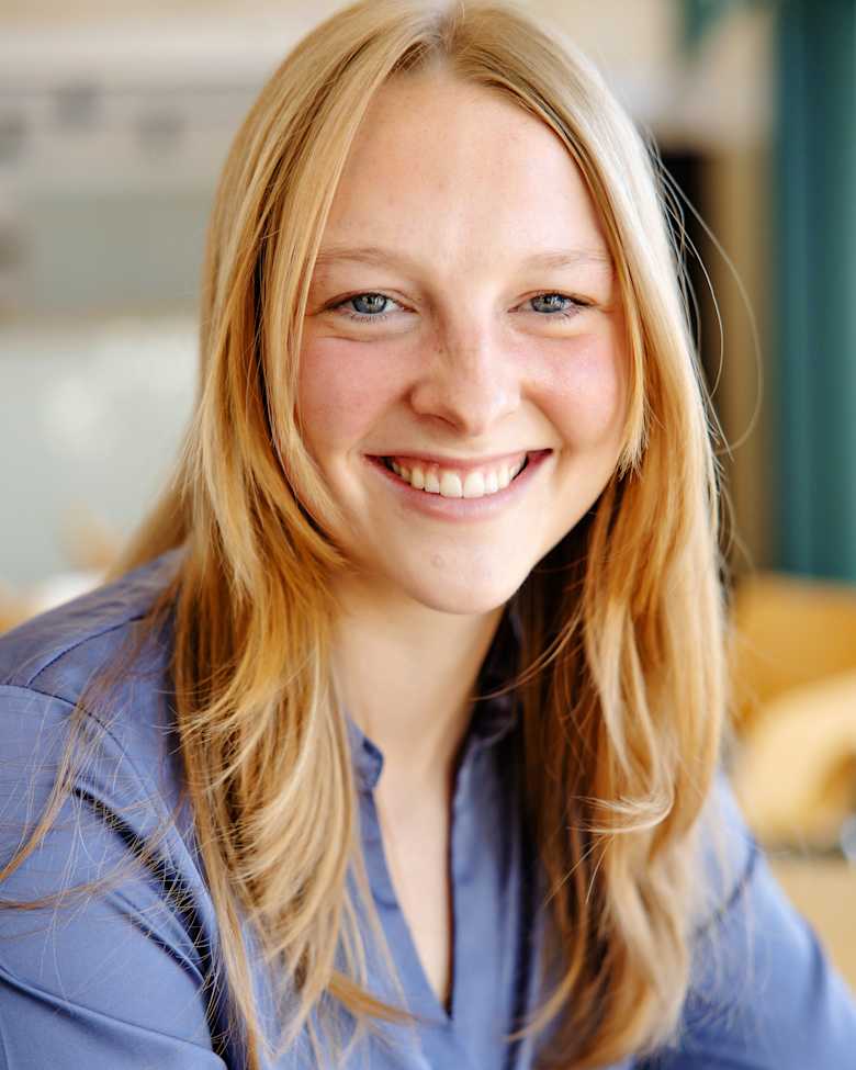 Portrait of Grace Leonard, Associate at JLL in Cincinnati