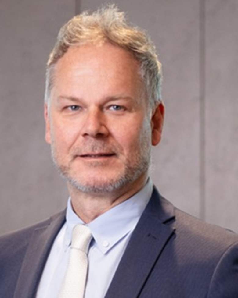 Portrait of Jason Armstrong, Director, and Head of Metropolitan Sales & Investments at JLL in Auckland