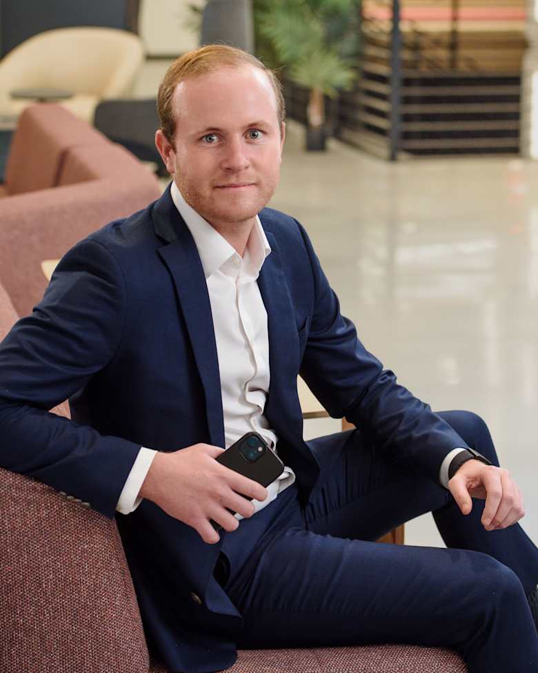 Portrait of Thomas Burrus, Associate Vice President, Brokerage at JLL in New York