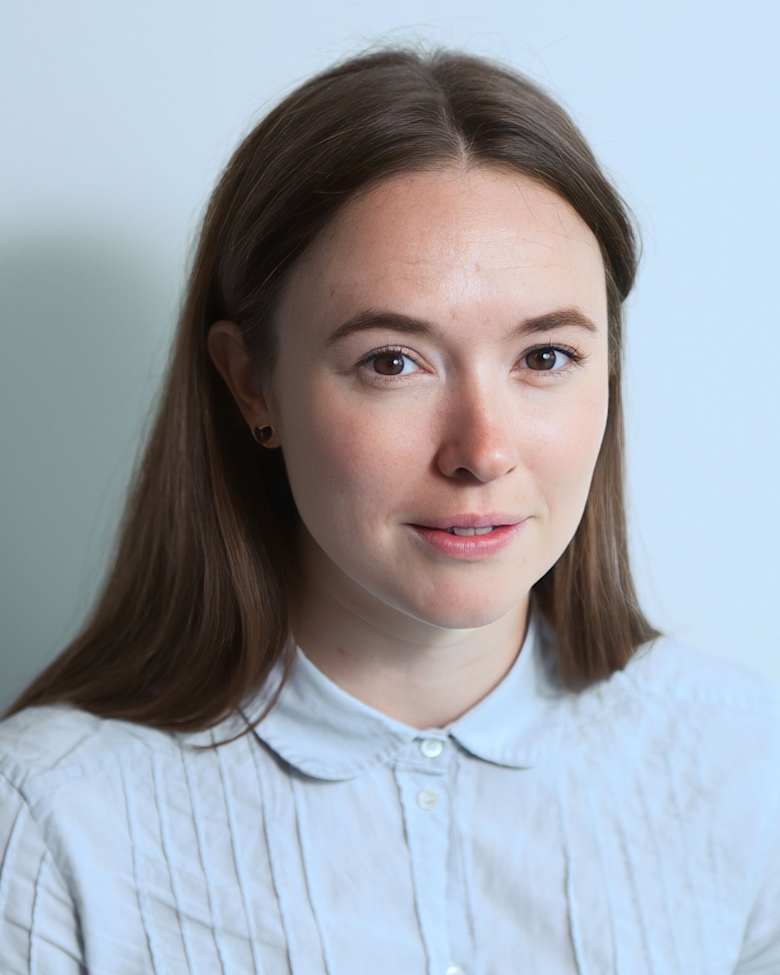 Portrait of Elizabeth Elliott, Senior Surveyor at JLL in Manchester