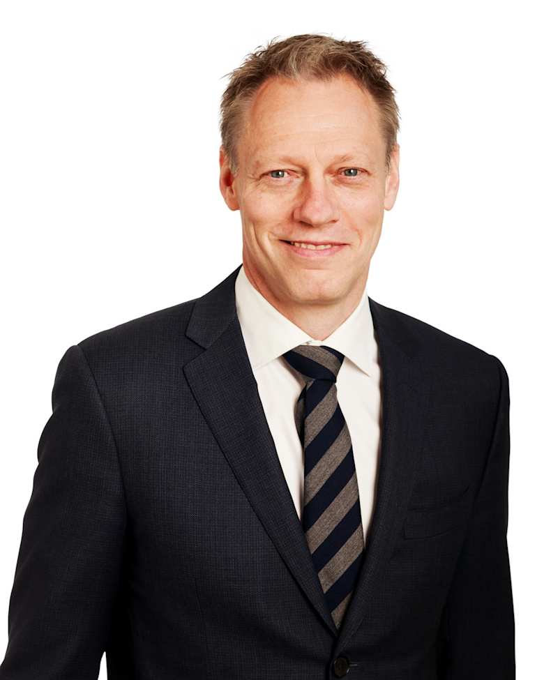 Portrait of Thomas Persson, Head of Capital Markets Nordics at JLL in Stockholm