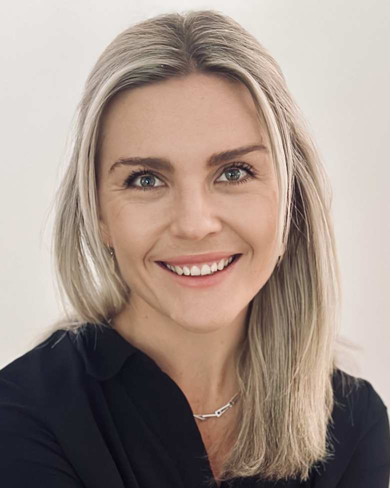 Portrait of Elle Ryan, Commonwealth Vertical Lead at JLL in Canberra