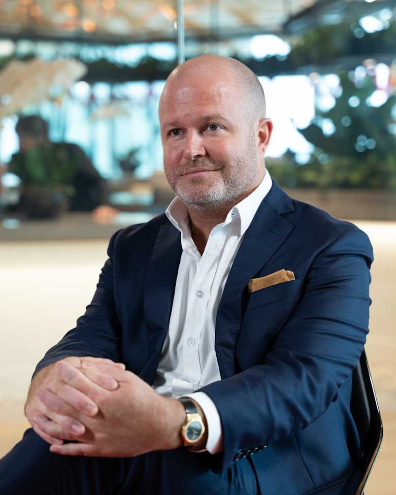 Portrait of Michael Davies, Head of Regional Leasing & IPS, EMEA and APAC at JLL in Hong Kong