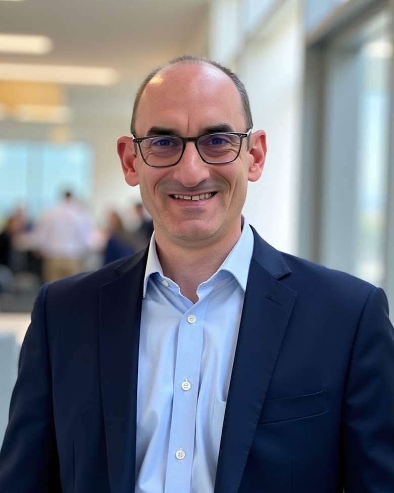 Portrait of Benjamin Breslau, Chief Research Officer at JLL in Boston
