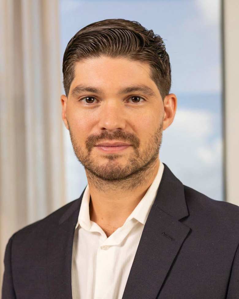 Portrait of Carter Nash, Senior Associate at JLL in Miami