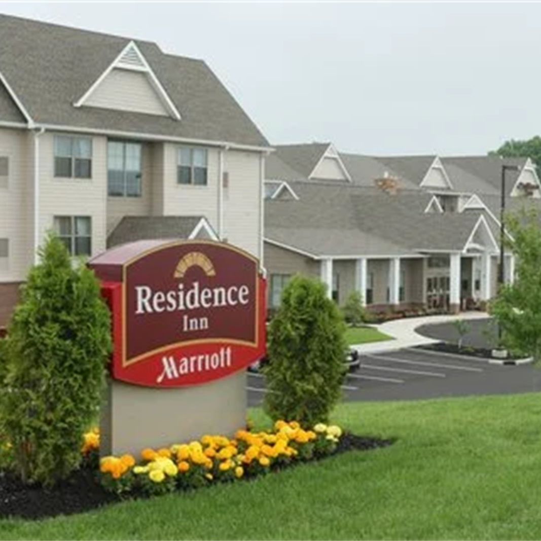 Residence Inn Columbus IN — Sale in Columbus, IN, photo 1 of 8