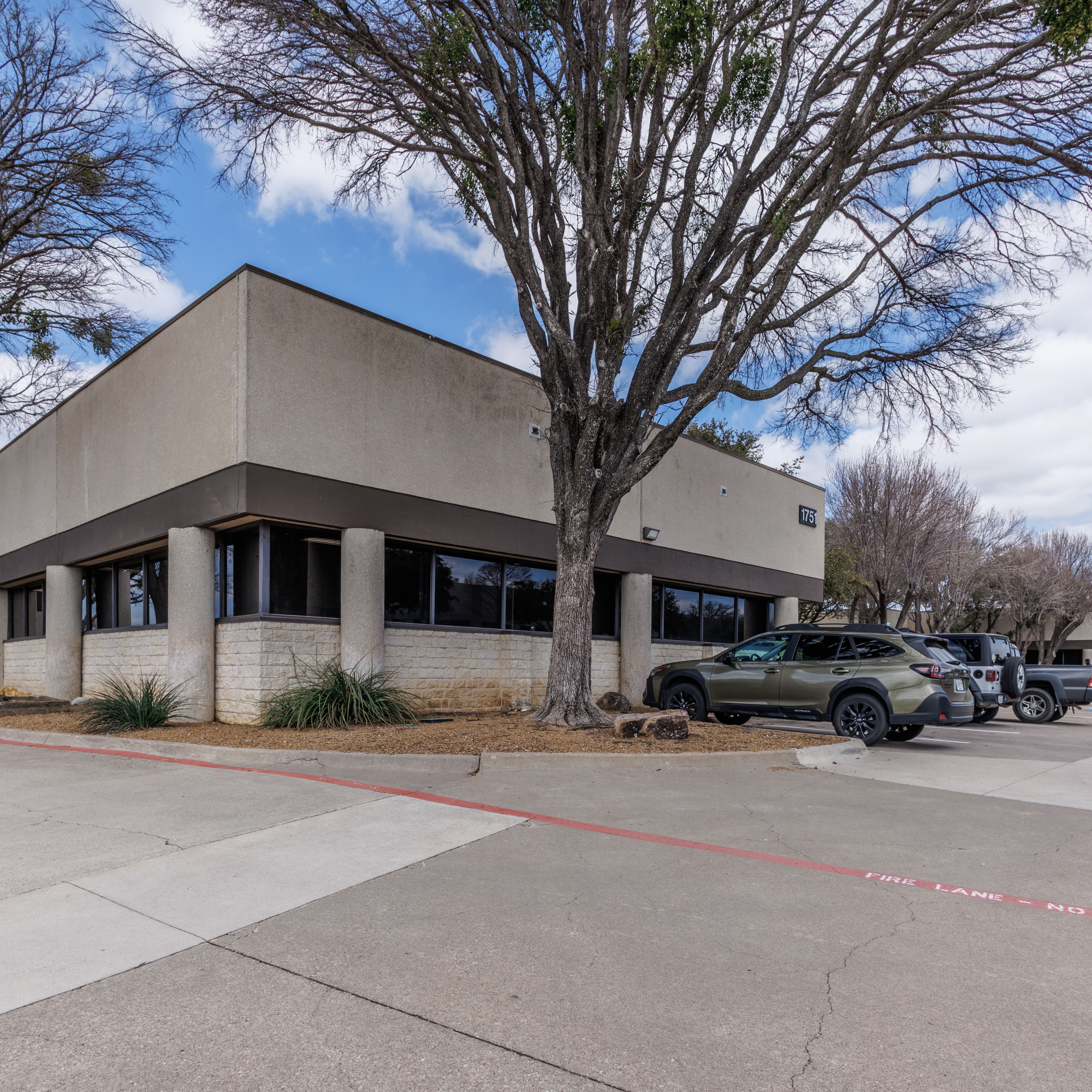 Renaissance Tech Centre — Sale in Richardson, TX, photo 3 of 8